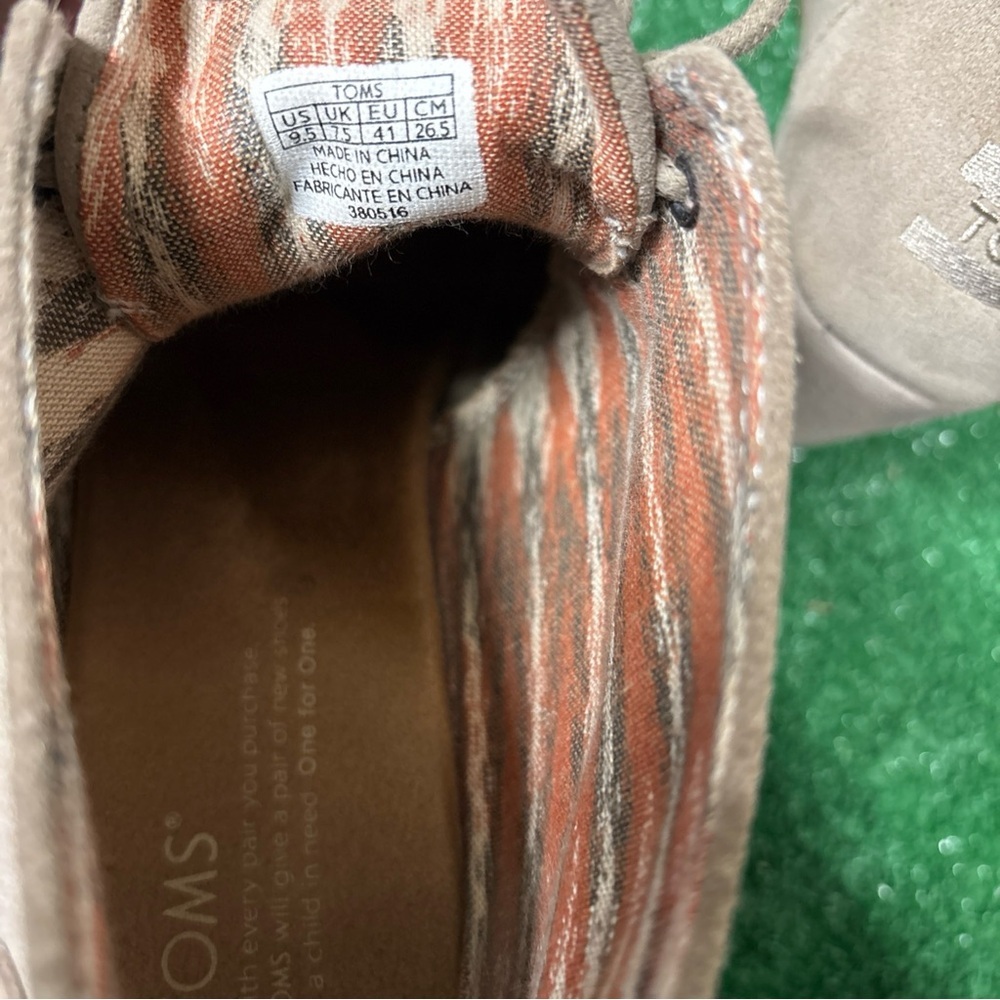 Toms Boots Womens 9.5 Desert Wedge Booties Taupe Suede Lace Up Round Toe Casual - Picture 7 of 7